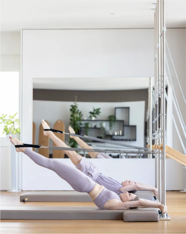Pilates-Gerätetraining in der Semi-Private-Lektion