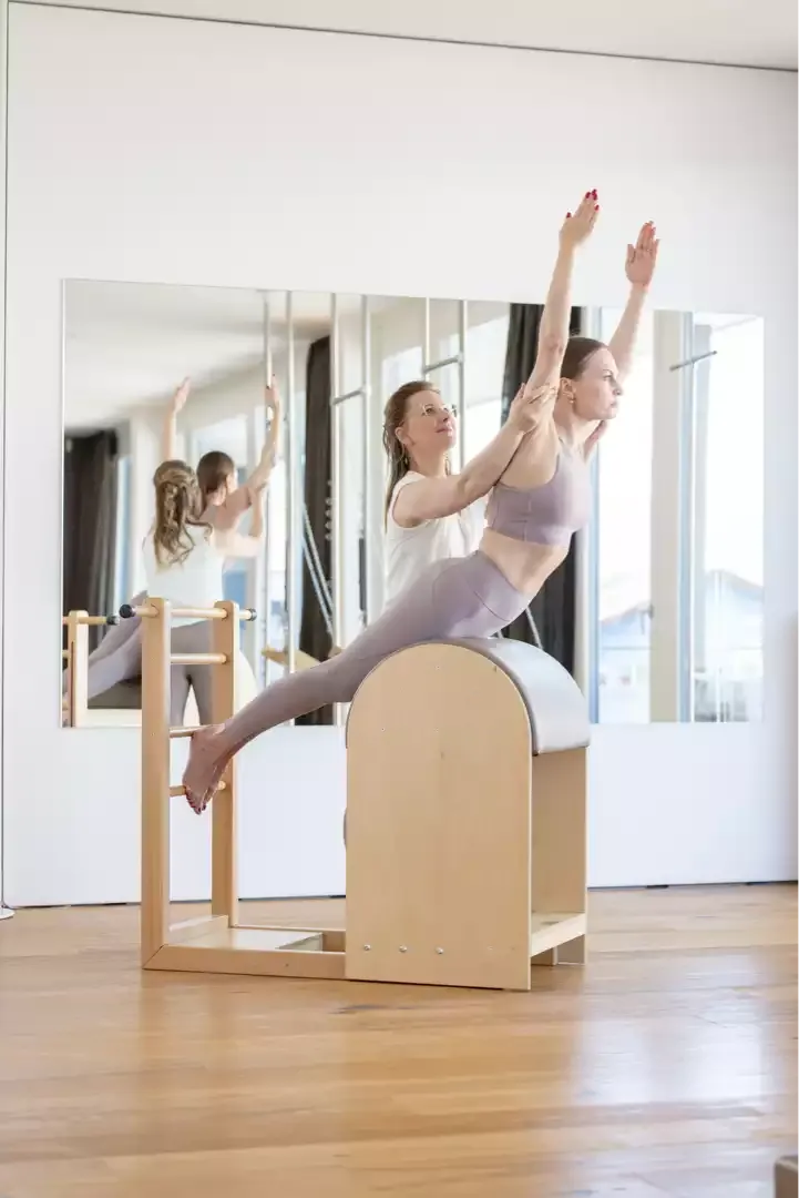Private Pilates-Lektion an klassischen Geräten